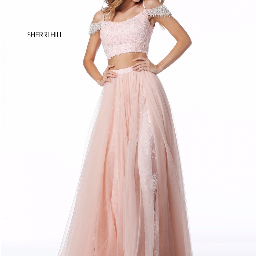 Sherri hill prom dress